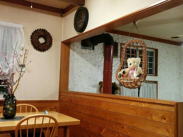オシャレな店内。
くまのぬいぐるみが可愛く、思わずパシャリ(*´∀`)_ペンション ラズベリーファーム