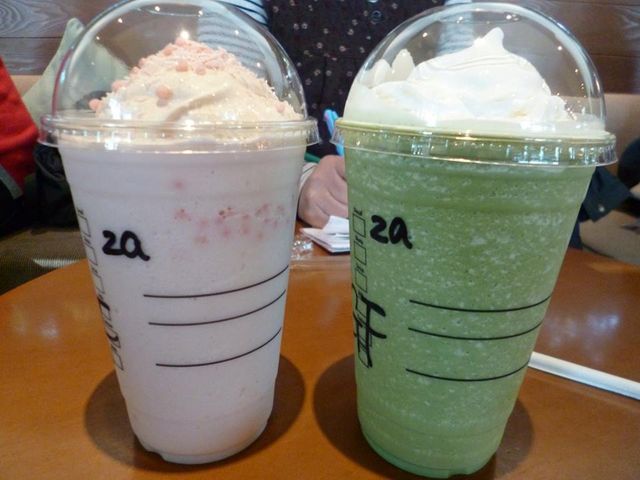 sakura and macha frappuccino_スターバックスコーヒー 福岡大濠公園店