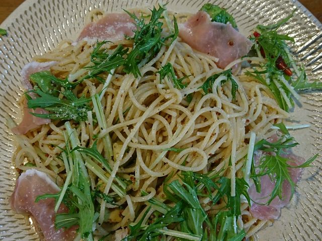 生ハム、アボガドのベペロンチ―ノ。
美味しいですよ〜_ほっとるーむ けやき