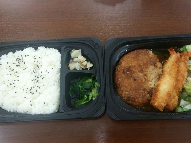 デリバリー_ガスト兵庫駅前店
