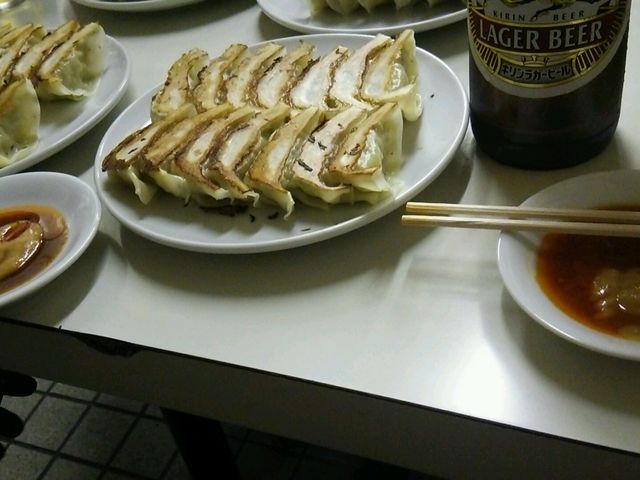 赤萬餃子_赤萬 元町店