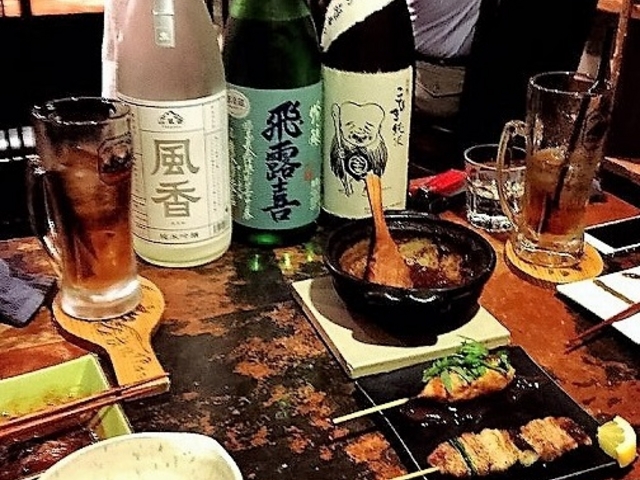 日本酒の種類も豊富_炭焼炉ばた 源喜