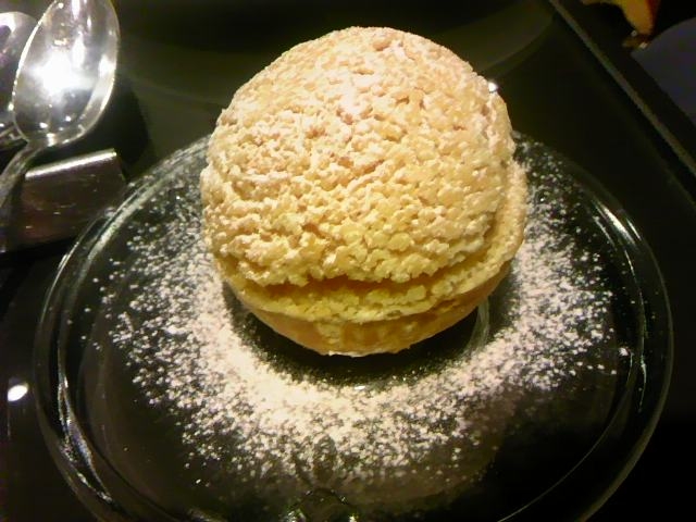 イチゴのシュークリーム_ソマーハウス