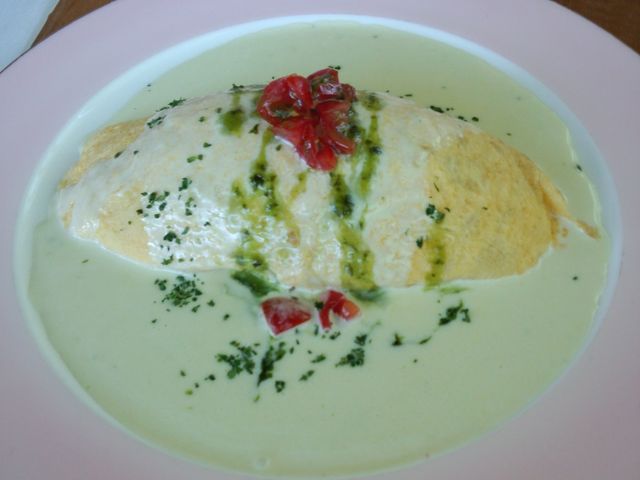 バジルクリームオムライス。_レストランHiko