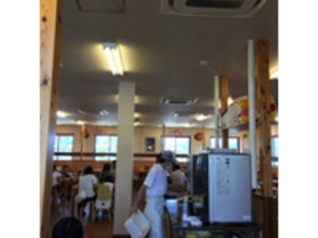 店内_セルフうどん 天狗