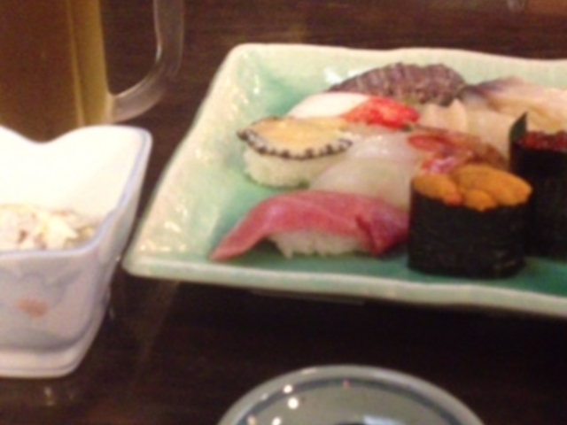 ランチの握り寿司_庄坊番屋