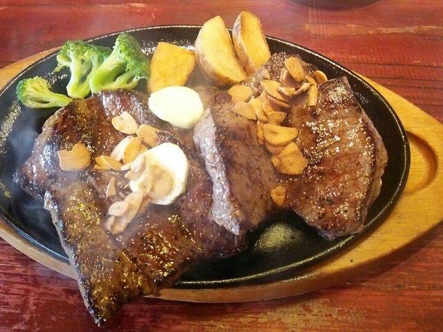 ジャンボステーキ_JUMBO STEAK HAN S ハンズ 美浜店