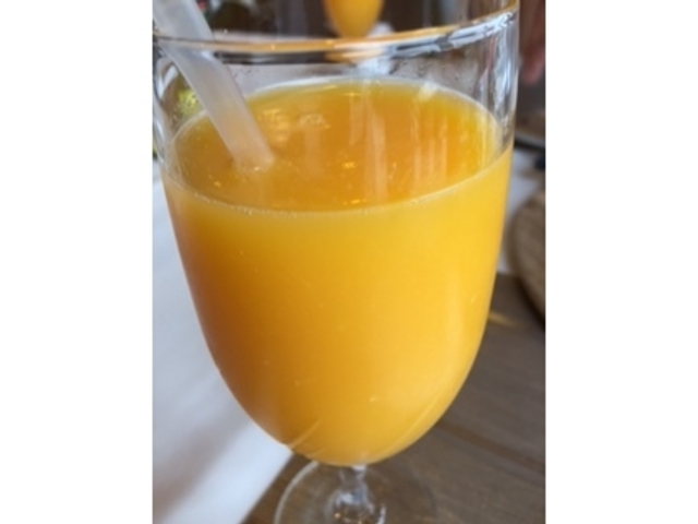 絞りたてオレンジジュース_Cafe Ponte ITALIANO