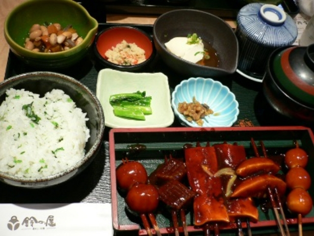 田楽と菜めしがとてもよくあいます_鈴の屋神宮店