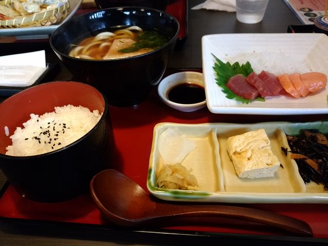 ランチの定食_信州そば 信濃路 国体道路店