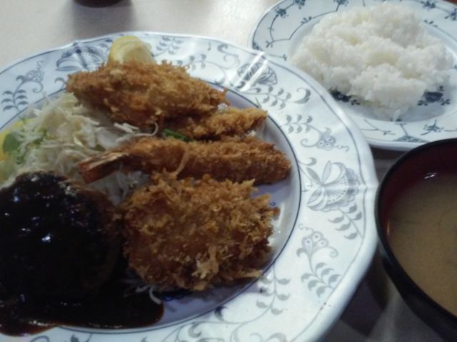 Cランチ_はと屋