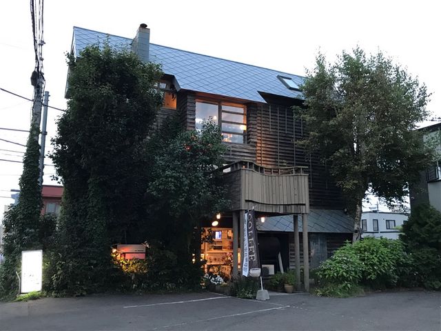 オシャレな建物_サッポロ珈琲館 月寒店