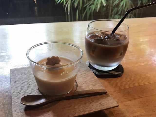花塩プリンとドリンクセット_sumicafe