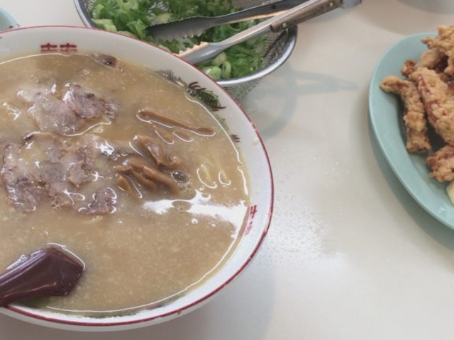 コッテリラーメン_味の名門 守山店