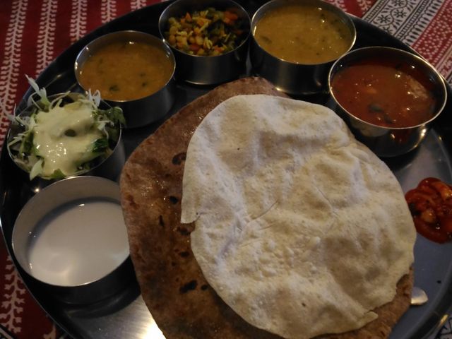 カレーセット_インド料理 サティヤム SATYAM