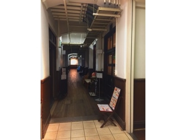 廊下_マエダコーヒー明倫店