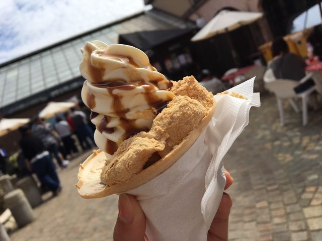 施設内に売っているソフトクリーム_ハイジの村 ボルケーノ