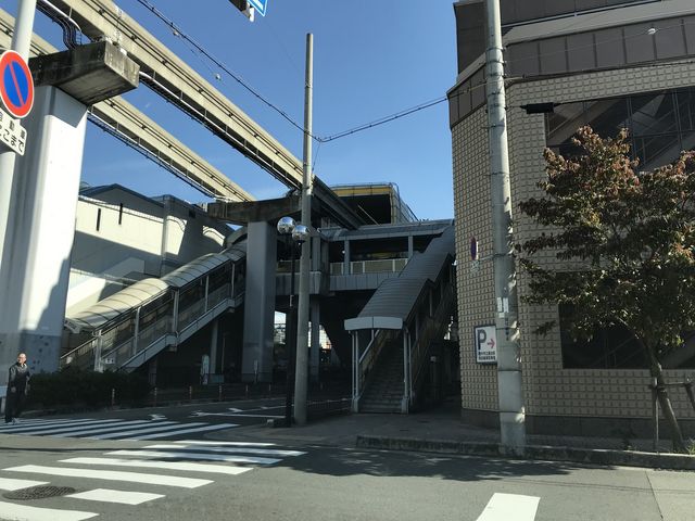 駅構内は、充実していません_大阪モノレール蛍池駅