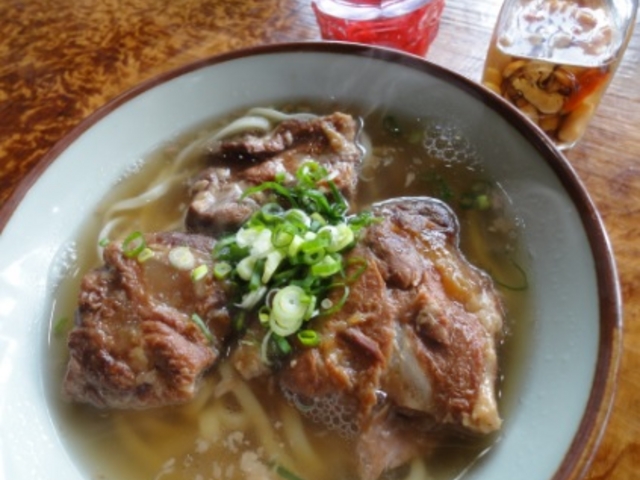 沖縄らしいメニューが色々あります_沖縄カフェ やんばる