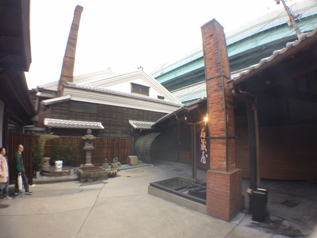 お店の奥で仕込んでます_博多百年蔵