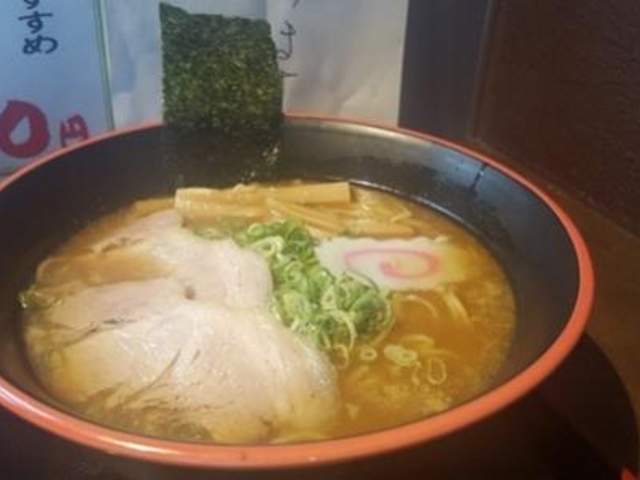 煮干しがうまい_煮干しラーメン麺道服部