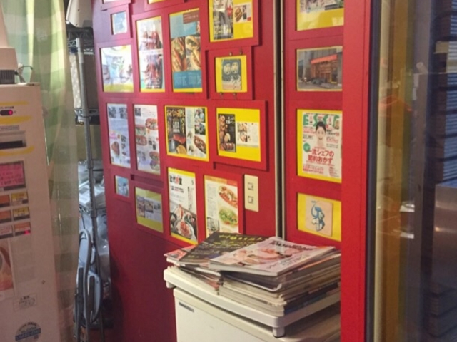 店内は狭いです。_バインミー☆サンドイッチ