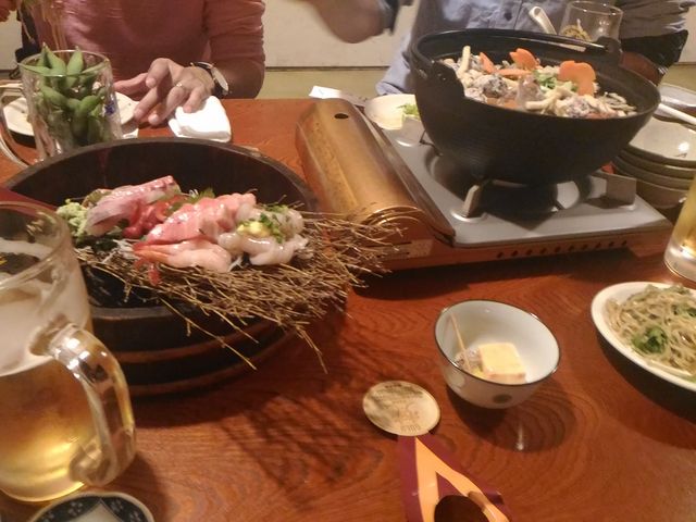 宴会開始時。鍋、前菜、刺し身、そのあとサラダが出てきた。_旬魚・旬菜・千石