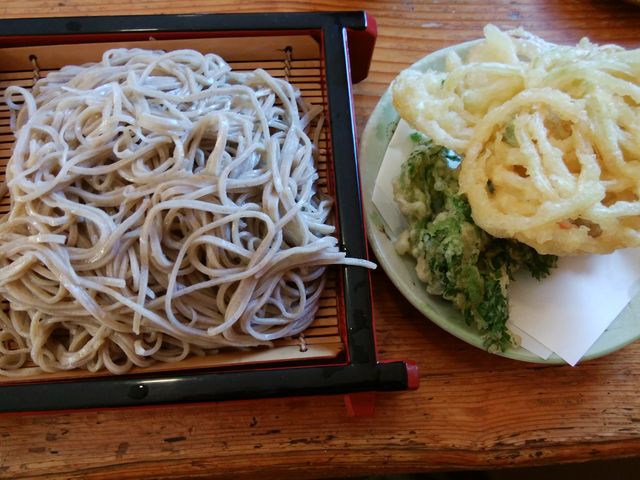 ボリュームがあって美味しい_須花坂公園「憩い館」