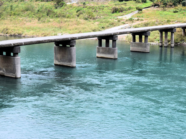 浅尾沈下橋_仁淀川(高知県土佐市、いの町、仁淀川町、越知町、日高村、高知市)