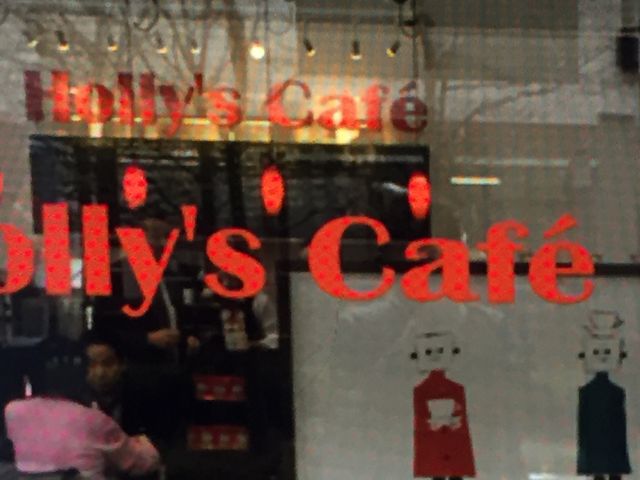 ホリーズカフェ_ホリーズカフェ 本町サンマリオンビル店