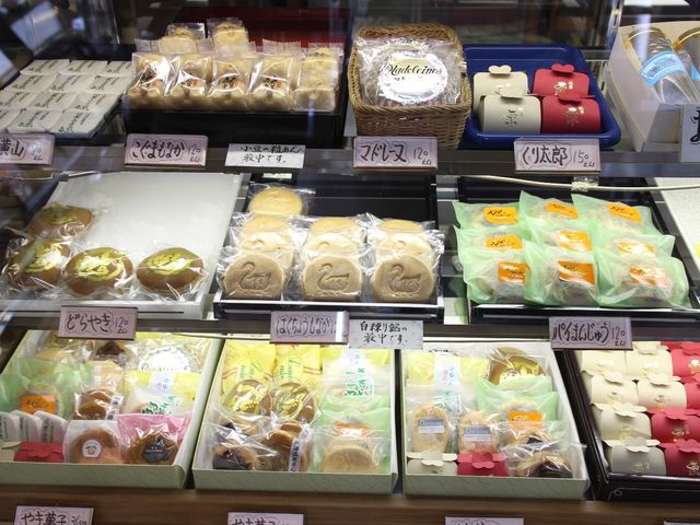 ショーケース_風月堂