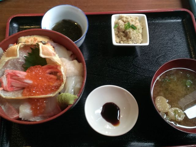名物海鮮丼_市場料理 賀露幸