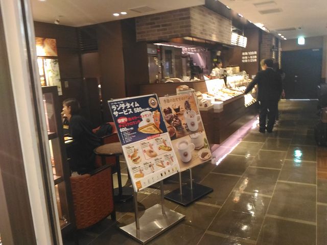 サービスメニューもあります。_サンマルクカフェ関西国際空港店(CHOCO CRO SAINTMARC CAFE)