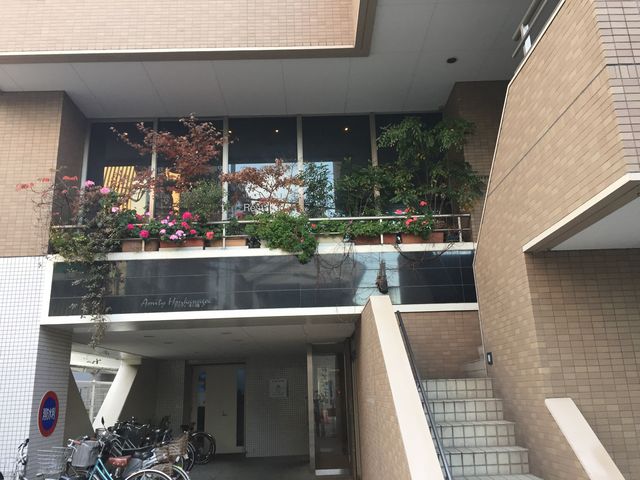 二階にあります。_モデスティ