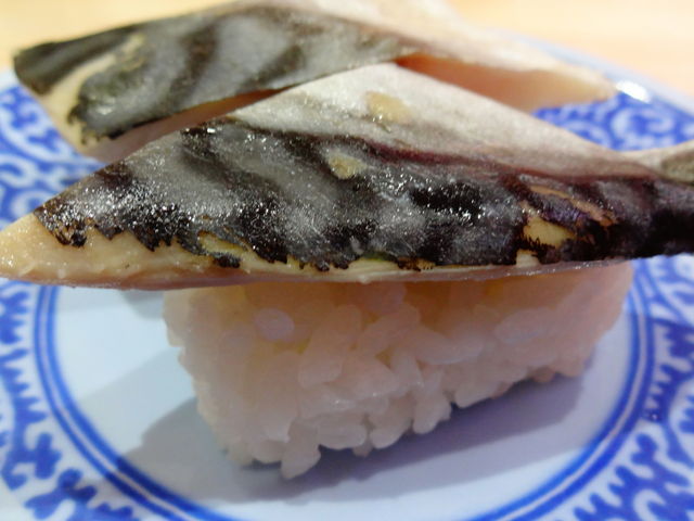 肉厚とろ〆さば_無添くら寿司 川崎有馬店