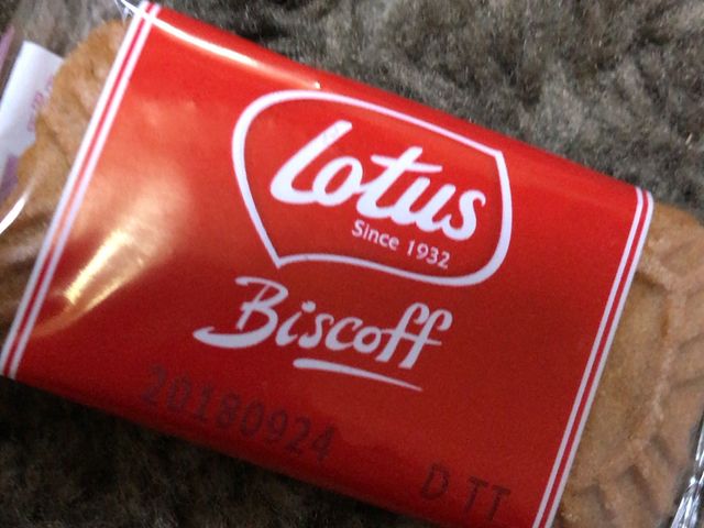 ロータスビスケット_成城石井 武蔵小金井店
