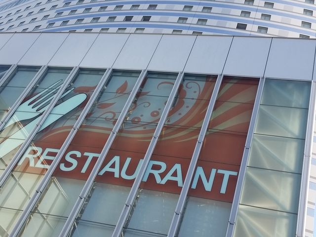 レストランとホテル_有明パークビル