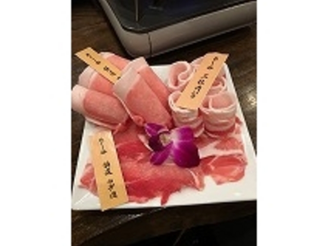 アグー豚のしゃぶしゃぶ_石垣牛とアグーの店 守礼