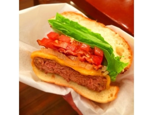 バーガー_クアアイナ KUA `AINA 丸ビル店