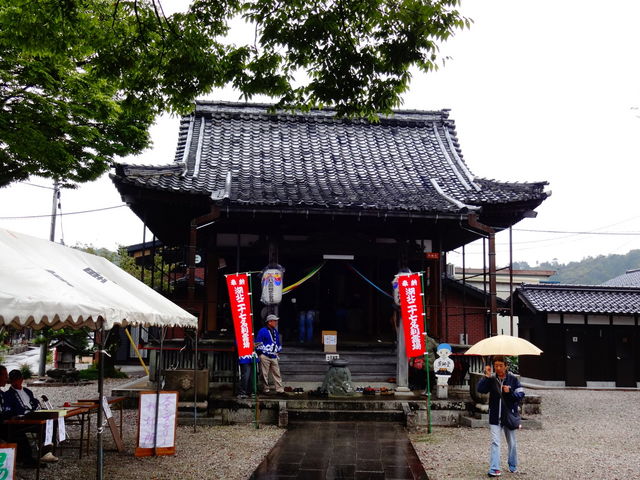 西野薬師堂(充満寺)_西野薬師堂(充満寺)