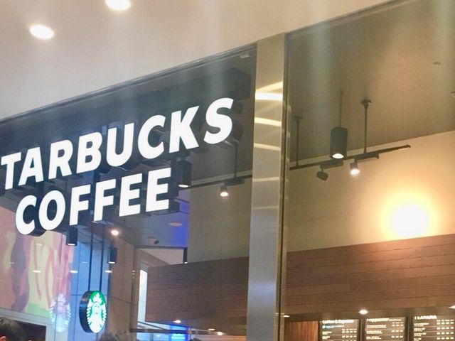 スターバックス_スターバックス・コーヒー 汐留シティセンター店