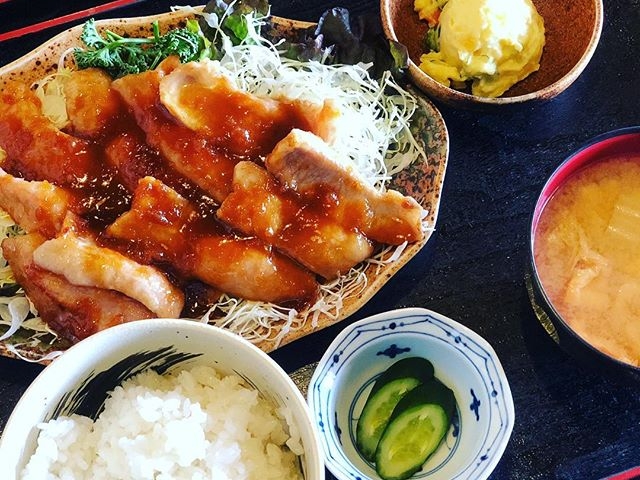 トントロ味噌焼定食_栄作
