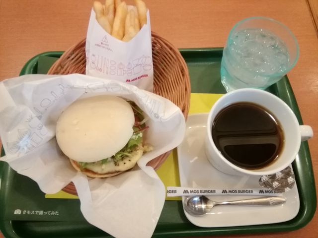 マルデピザというハンバーガー_モスバーガーなかもず店