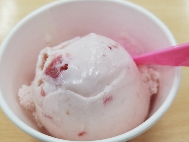 ベリーベリーストロベリー_サーティワンアイスクリーム亀田アピタ店(31 Baskin-Robbins)