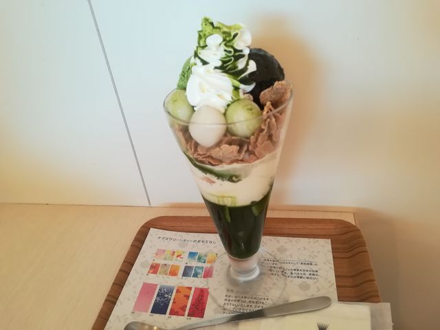 パフェ_nana’s green tea