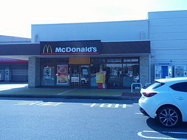 ドナルド_マクドナルド パワーシティ四日市店