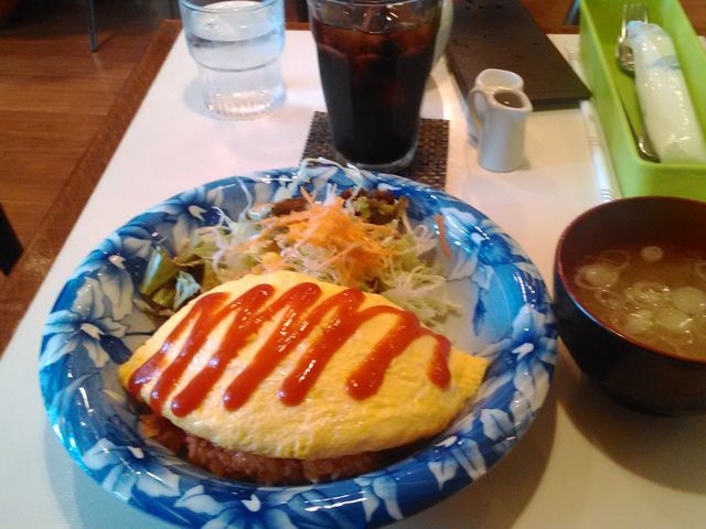 懐かしい味のオムピラフです_亜伽里