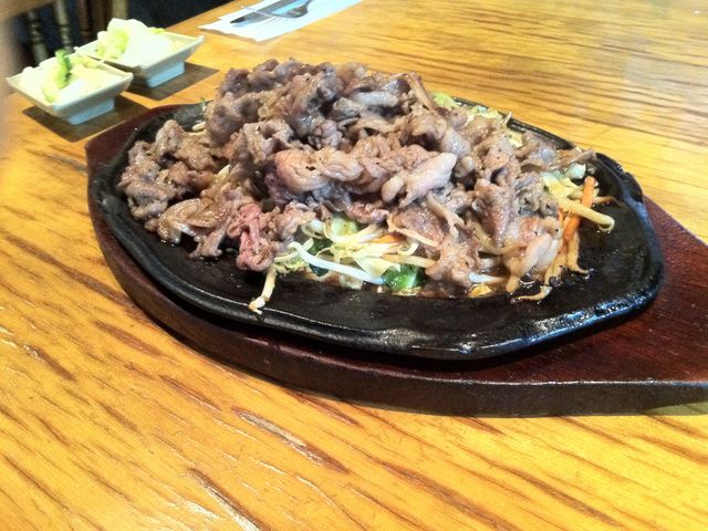 焼肉野菜。途中でデーブルにあるステーキ用ソースをかけて味変すると良いです。_やまぐちさん