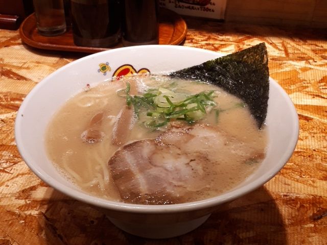 あっさりとんこつらーめん_オハナ堂本厚木店