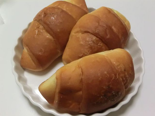 塩パン_志津屋 烏丸店